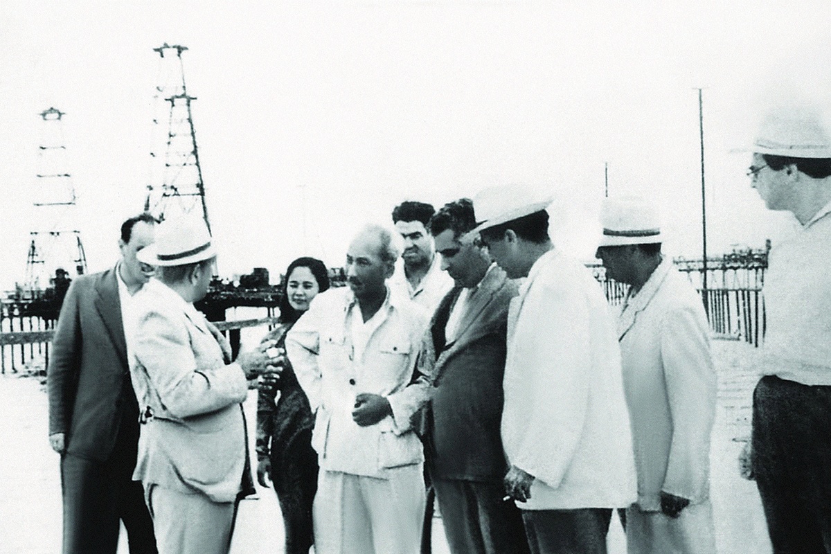 Petrovietnam1