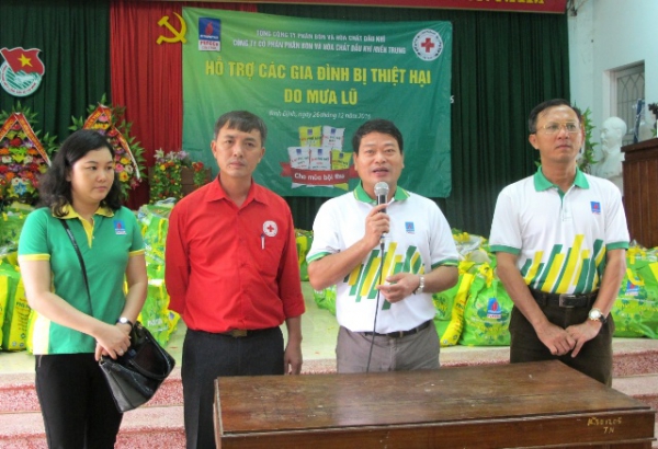 PVFCCo khẩn cấp cứu trợ đồng bào vùng lũ miền Trung