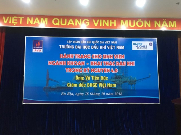 Hành trang cho Sinh viên ngành Khoan - Khai thác dầu khí trong kỷ nguyên 4.0